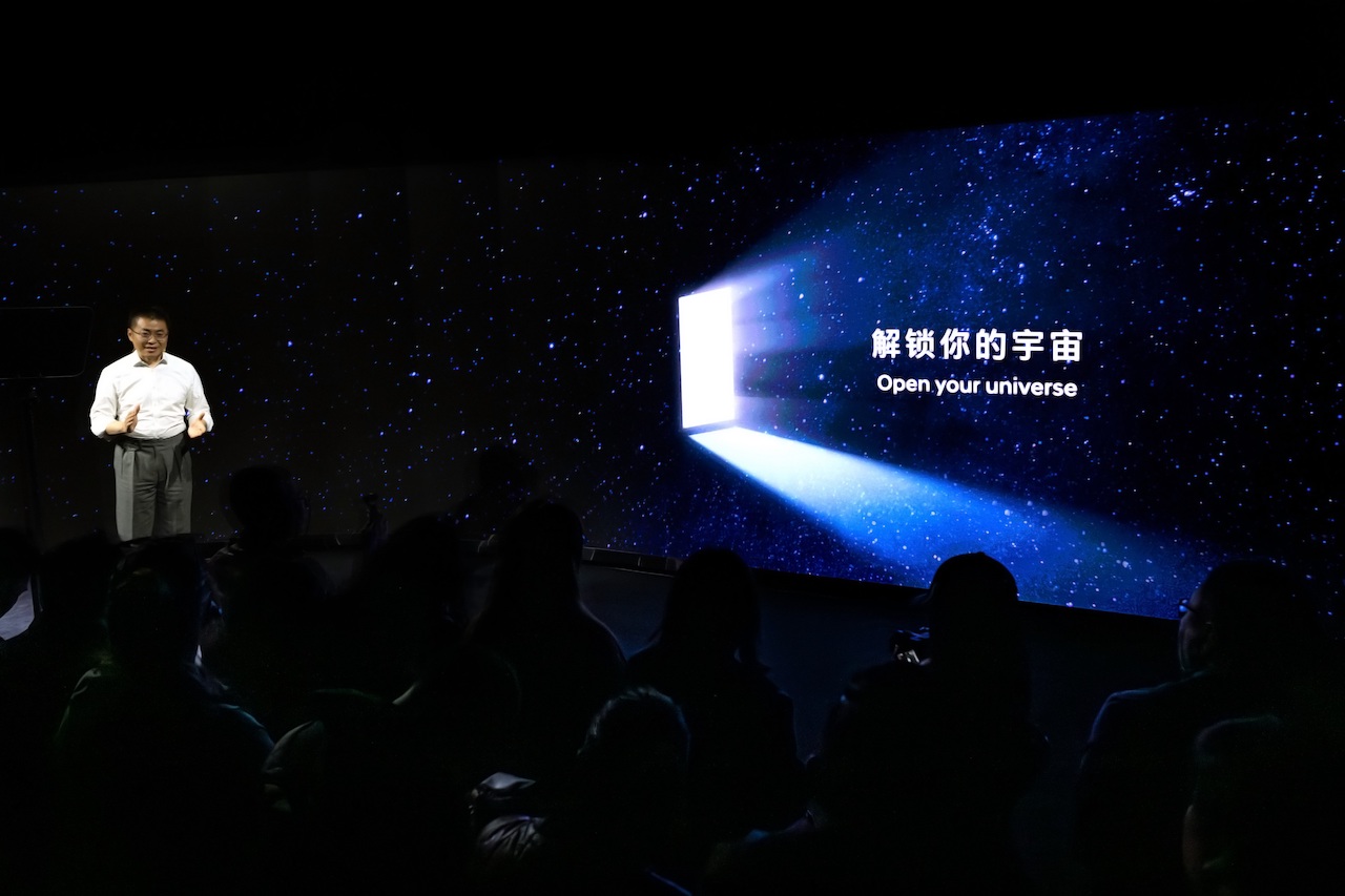 70673-photo-3-hyundai-motor-launches-ioniq-lineup-brand-in-china